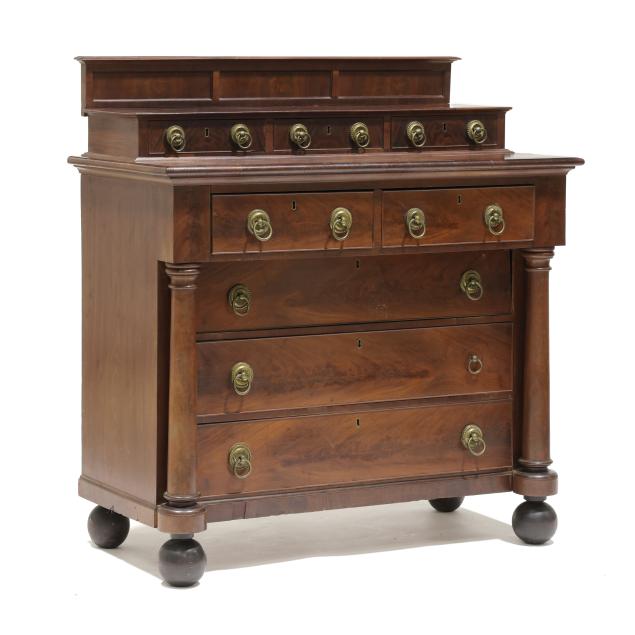 american-classical-mahogany-chest-of-drawers