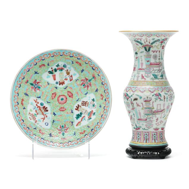 two-chinese-famille-rose-hundred-antiques-porcelain-artworks