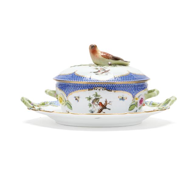 herend-i-rothschild-bird-blue-border-i-lidded-vegetable-dish-with-underplate