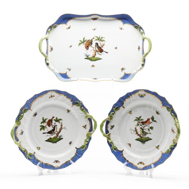 herend-i-rothschild-bird-blue-border-i-three-handled-trays