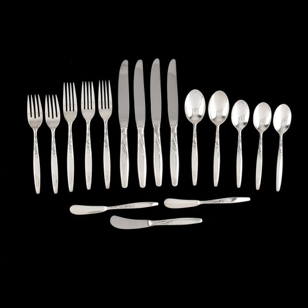 lunt-i-summer-song-i-sterling-silver-flatware