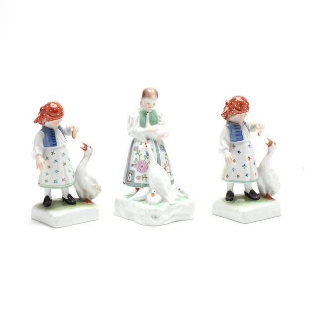 herend-traditional-hungarian-people-three-figurines-with-geese