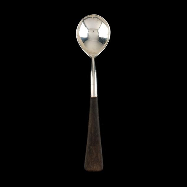 hand-hammered-silver-spoon