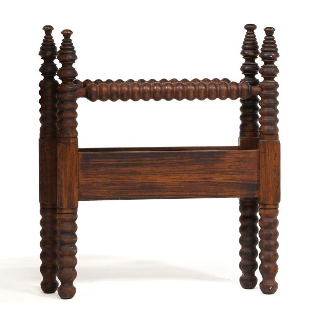 antique-spool-turned-hired-man-s-bed