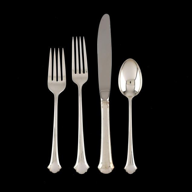 towle-i-chippendale-i-sterling-silver-flatware-service-for-twelve