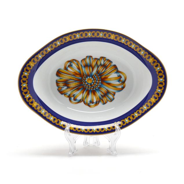 hermes-i-cocarde-de-soie-i-porcelain-serving-dish