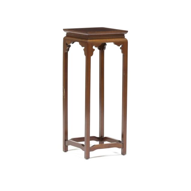 chinese-style-mahogany-tall-stand