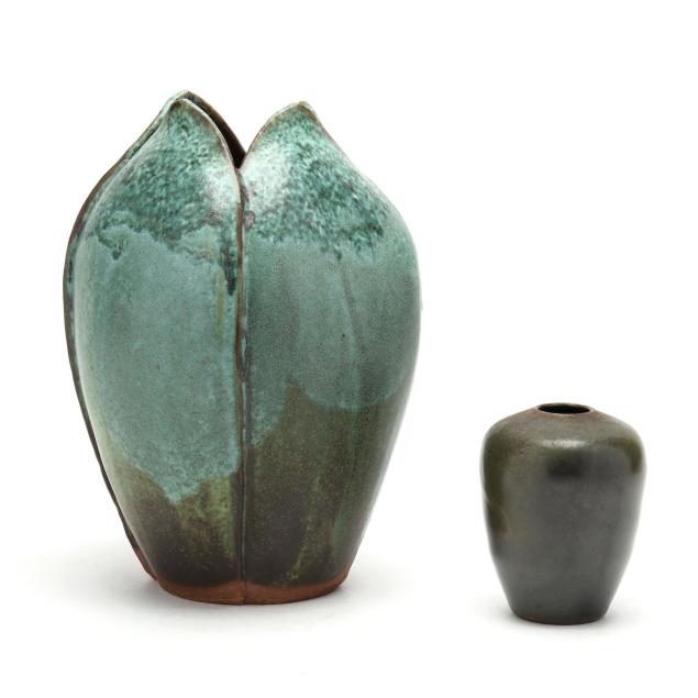 two-pieces-of-north-carolina-pottery