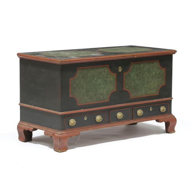 pennsylvania-dutch-style-bench-made-painted-blanket-chest