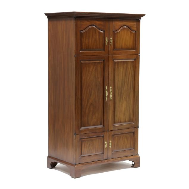 henkel-harris-chippendale-style-entertainment-center