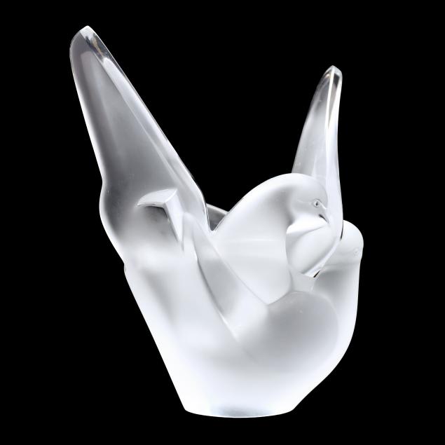 lalique-i-sylvie-i-crystal-vase