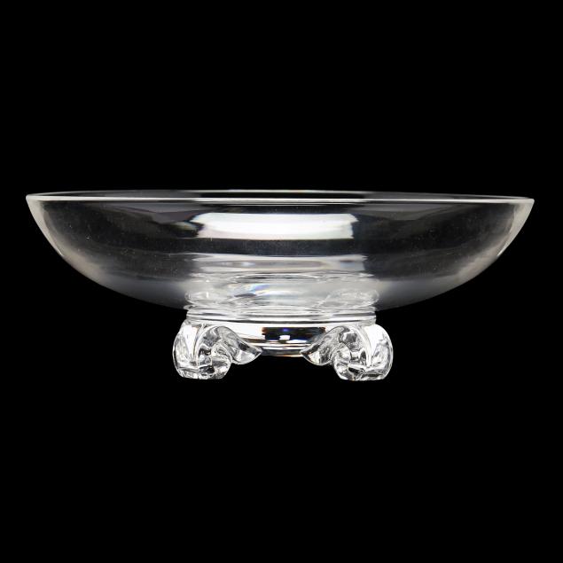 steuben-scrolled-foot-bowl