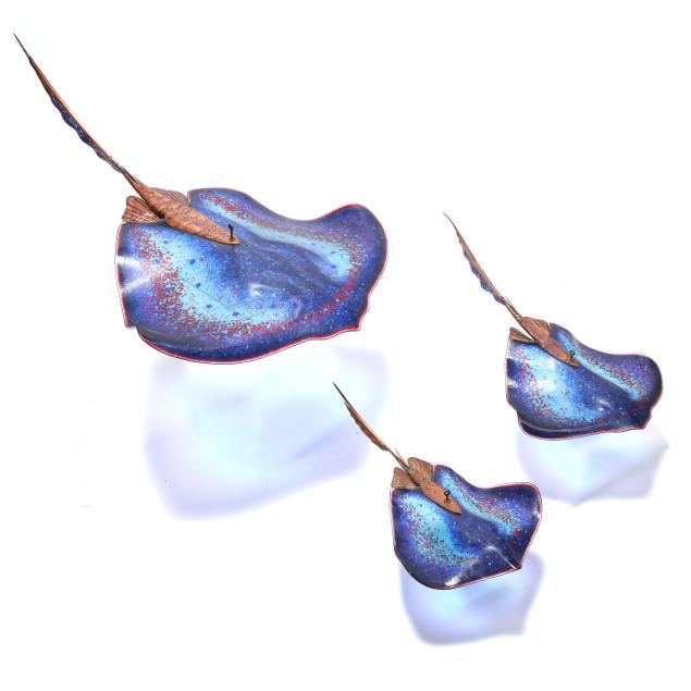 stan-harmon-nc-three-stingray-glass-and-copper-sculptures