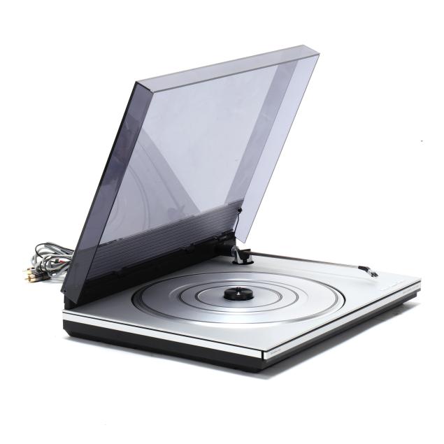 bang-and-olufson-beogram1800-turntable