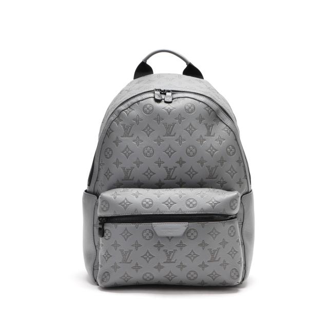 gray-monogram-canvas-i-discovery-i-backpack-louis-vuitton